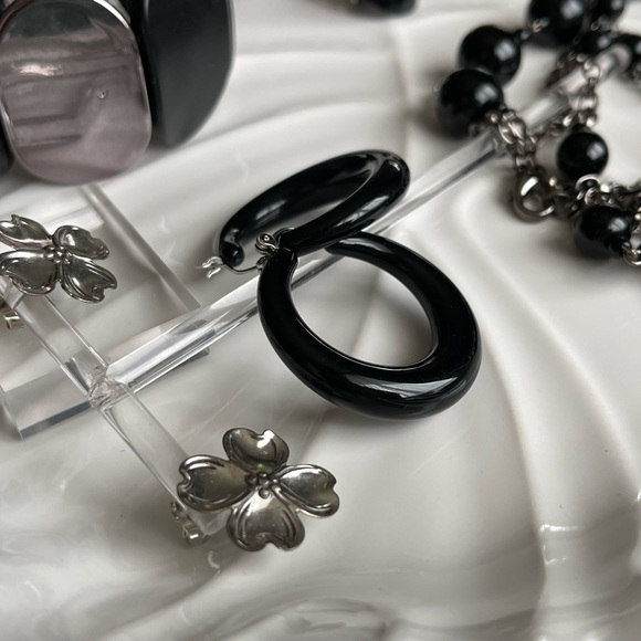 BLACK SILVER MIXED|Metal Acrylic Jewelry Lot|Mix & Match - Picture 8 of 12